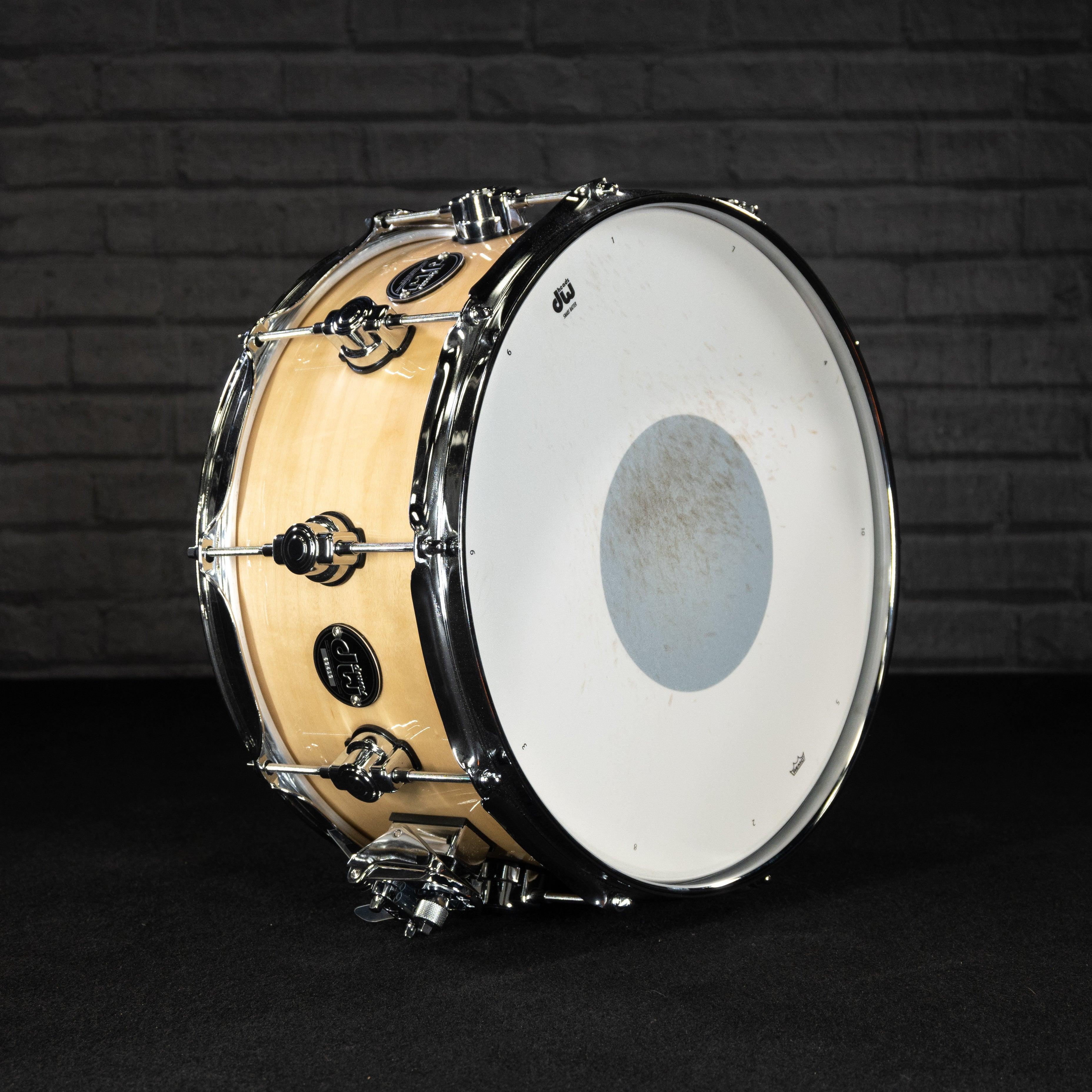 Dw performance deals series snare drum